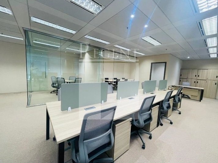308 DES VOEUX ROAD C (德辅道中308号)